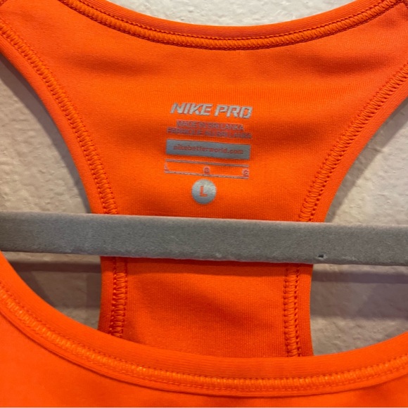 Nike Pro Bra - Picture 4 of 4